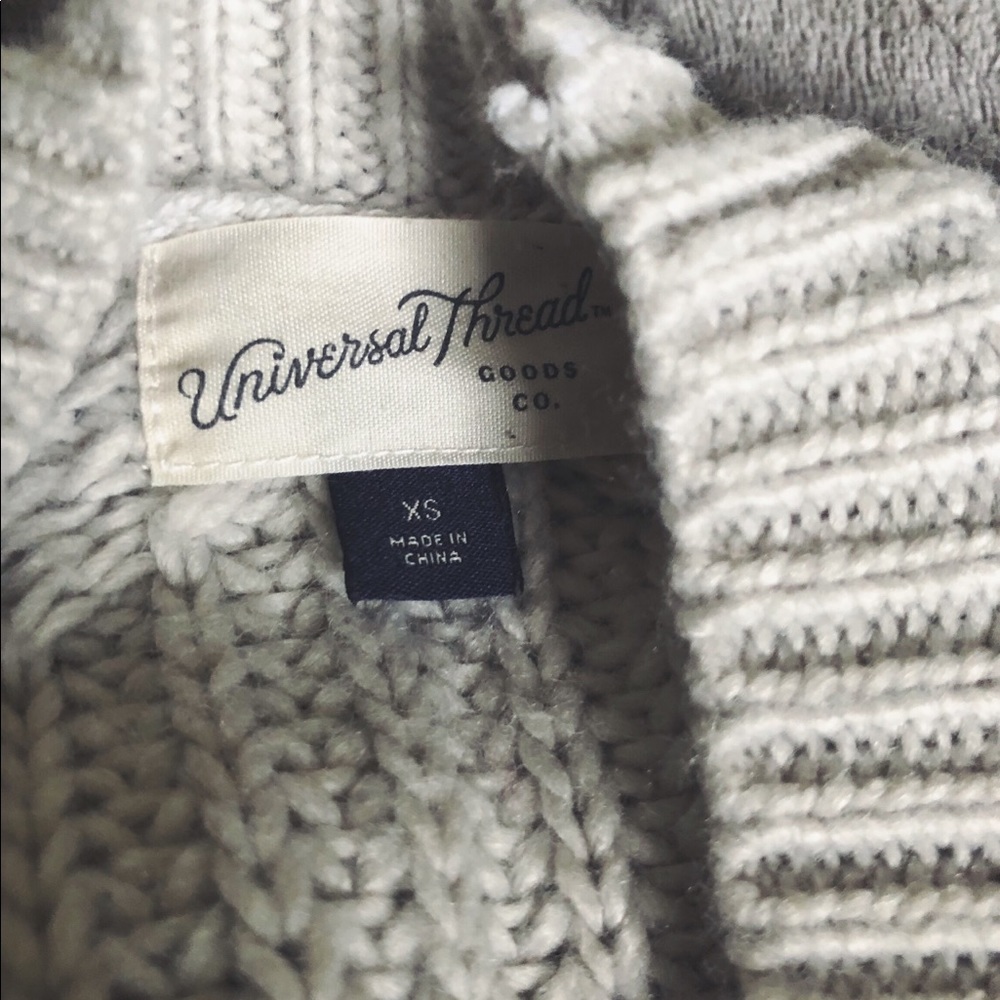 Universal Threads Cardigan - Picture 2 of 5